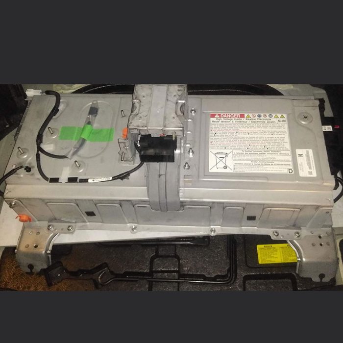 باتری هیبریدی کمری